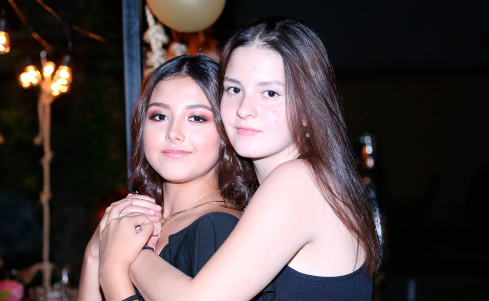 Isabella y Ángela