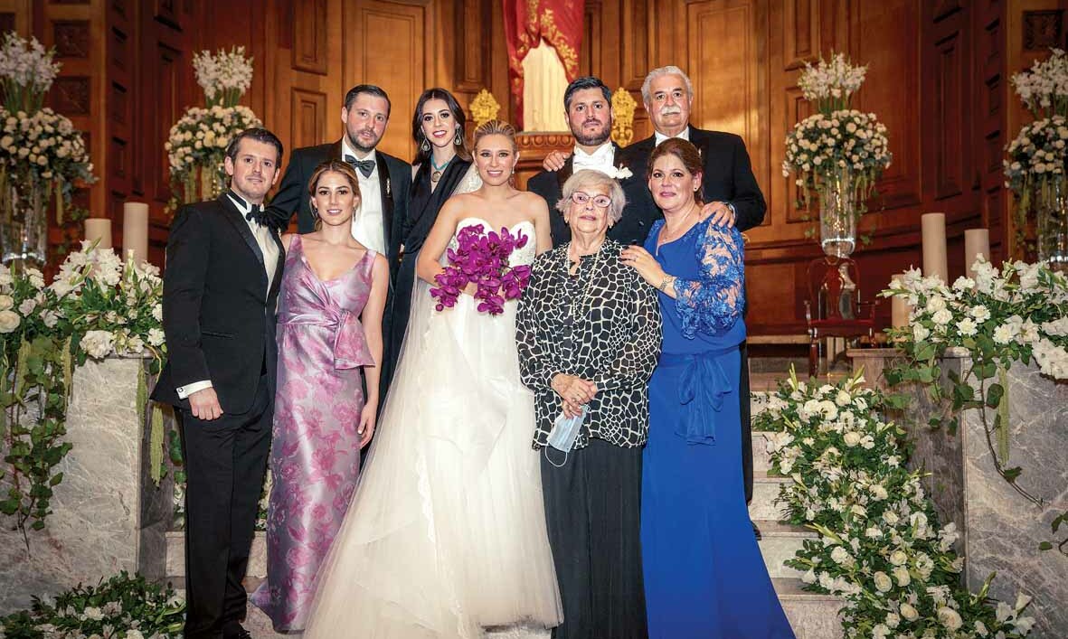 José Eduardo García, Constanza Ettiene, Andrea Loperena Báez, Mauricio García Gómez,  Roberto García, Roberto García, Cecilia Villaseñor y Hazel Gómez