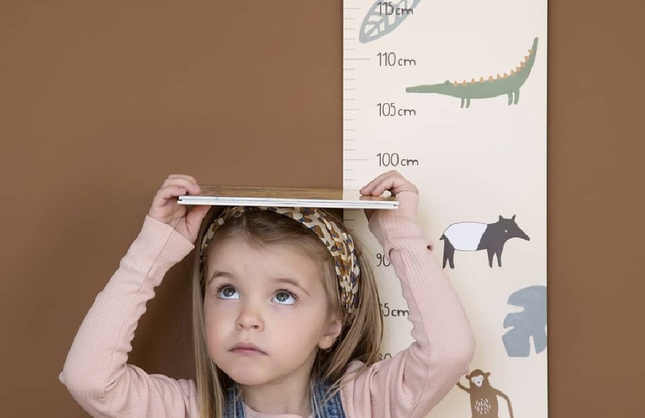El correcto crecimiento de los niños promedia de 5 a 7 cm al año entre los 4 y 9 años de edad, y de 8 a 12 cm en la adolescencia (Foto Instagram)