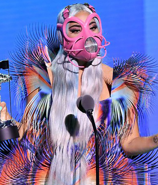 Lady Gaga además de liderar las nominaciones, recibió  el primer Tricon Award. Foto: Archivo