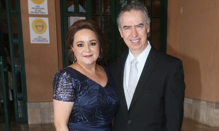 Dora Rodríguez de Castro y José Antonio Castro, papás de la novia / Foto: Omar Valdez