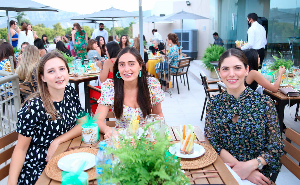 Eva, Mariángel y Danae