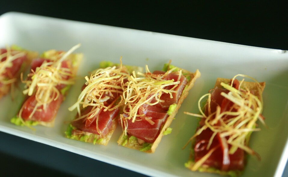 Tostaditas de Atún de La Cantina No. 20 / Daniel Saldívar