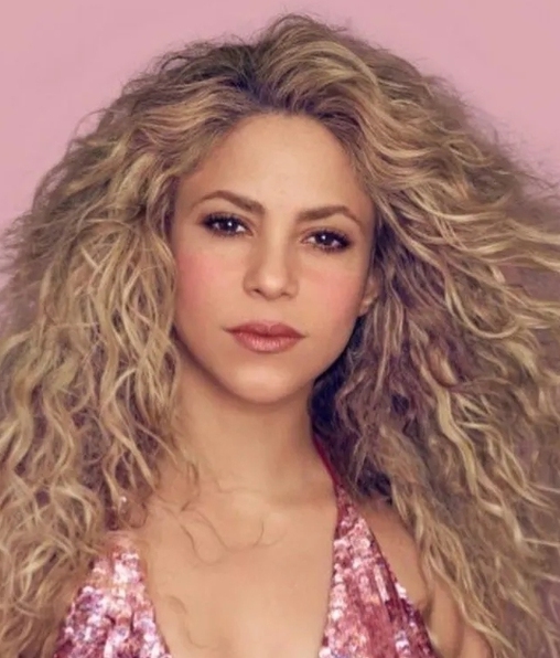 Shakira diseña y modela su primer bikini (Foto: Instagram)