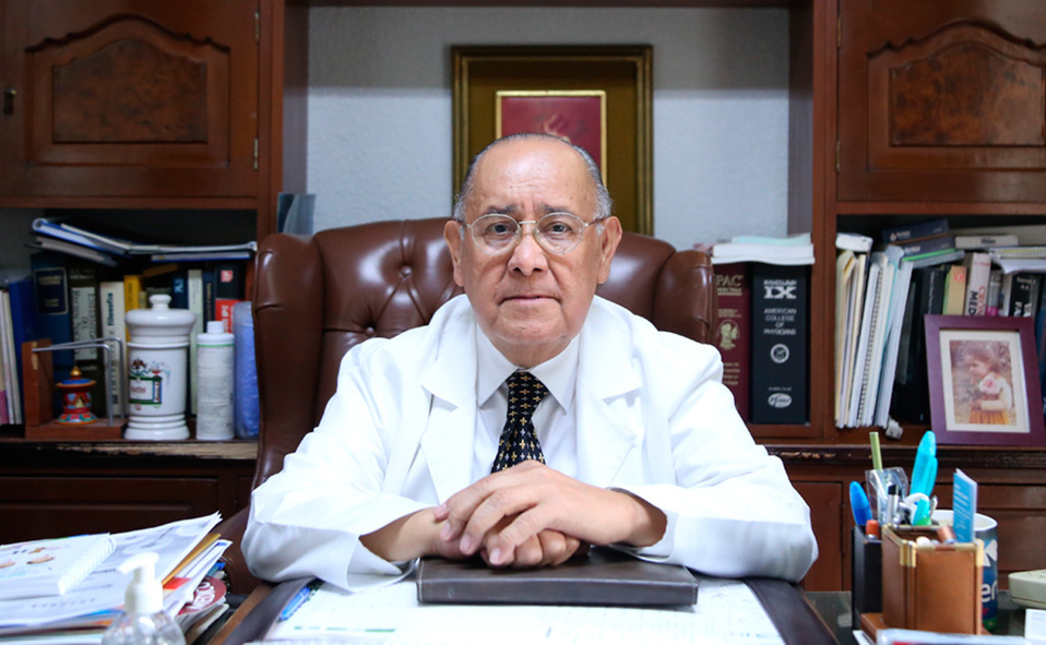 Ricardo del Río, médico pediatra