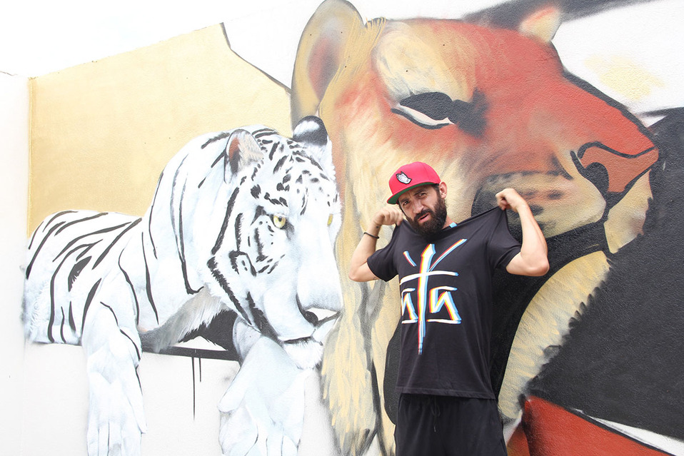 Enrique Zapata, mejor conocido en el arte del grafiti como Trepo Parker.
