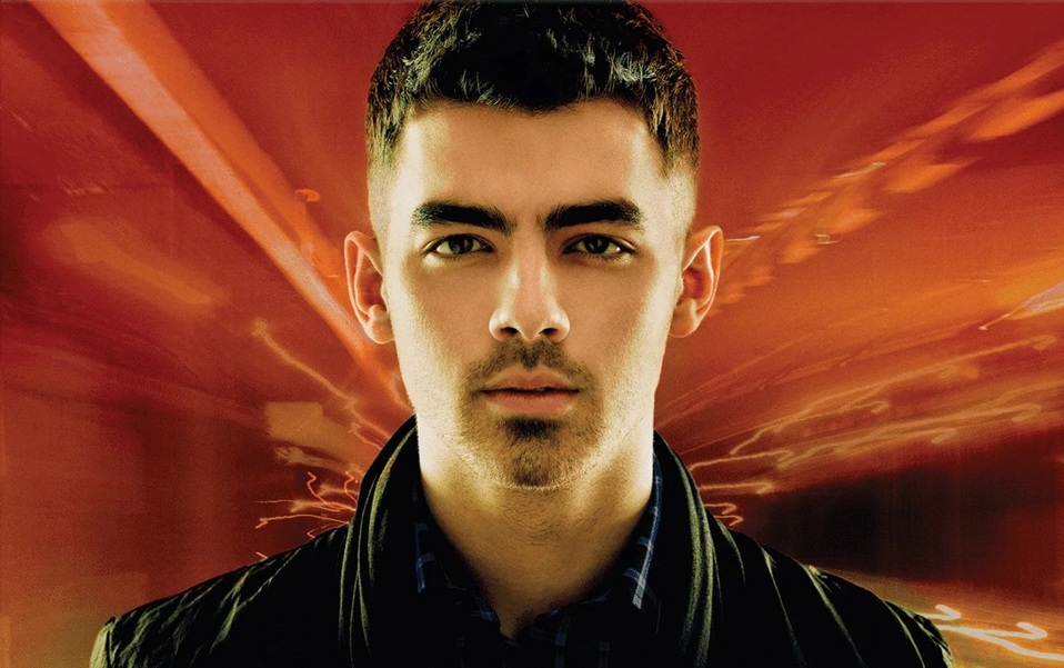 Joe se volvió solista y sacó su álbum "Fastlife"