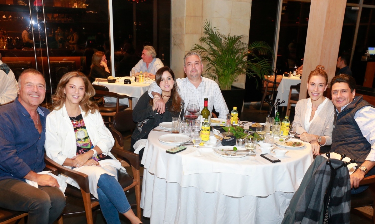 Tadeo Iruretagoyena, Rosy Ruiz, Ileana de Serna, Jesús Serna, Mildred Treviño y Marcelo García  / Foto: Daniel Saldívar y Omar Valdez