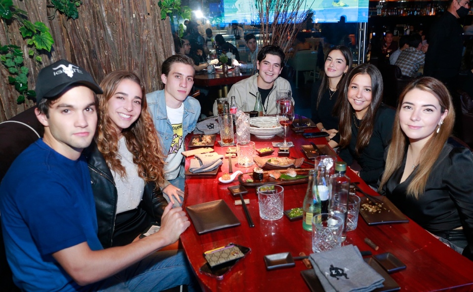Diego Salazar, Paloma Llaguno, Marcelo Salazar, José Eduardo Samano, Gretel Almaguer, Fernanda Samano y Salma García / Foto: Daniel Saldívar y Omar Va