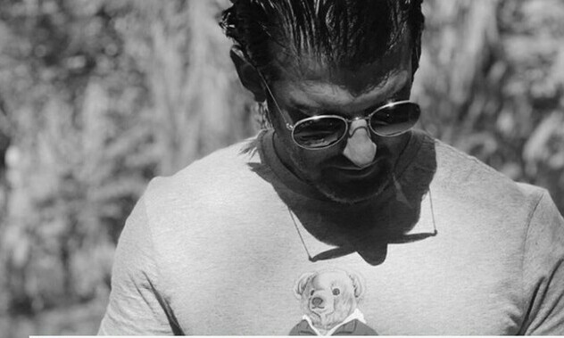 "Su aroma es amaderado y ese tipo son las que me gusta usar". Ruly González
