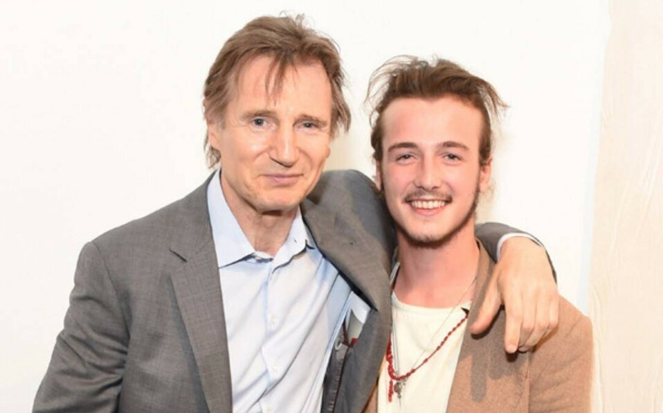 Micheál, hijo de Liam Neeson cambiará su apellido por triste razón (Foto: Twitter)