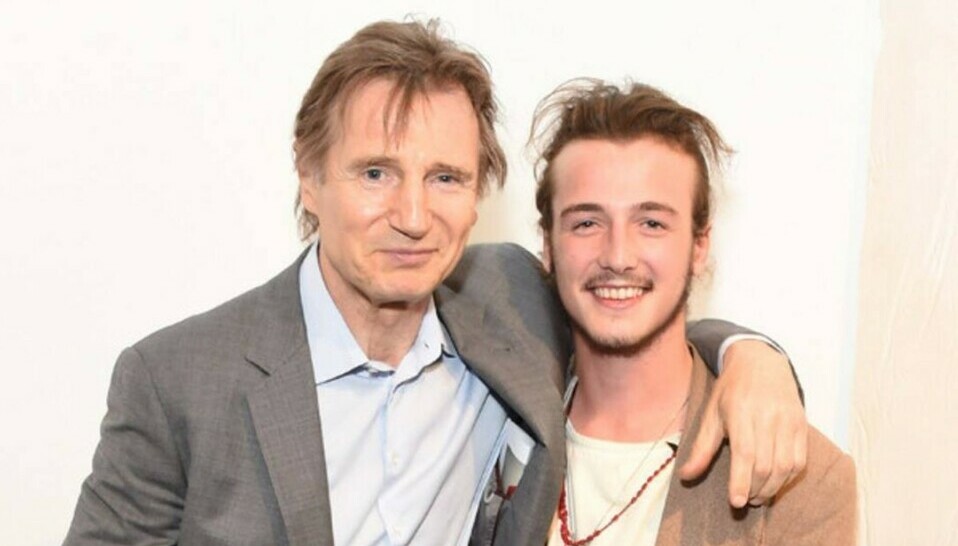 Micheál, hijo de Liam Neeson cambiará su apellido por triste razón (Foto: Twitter)