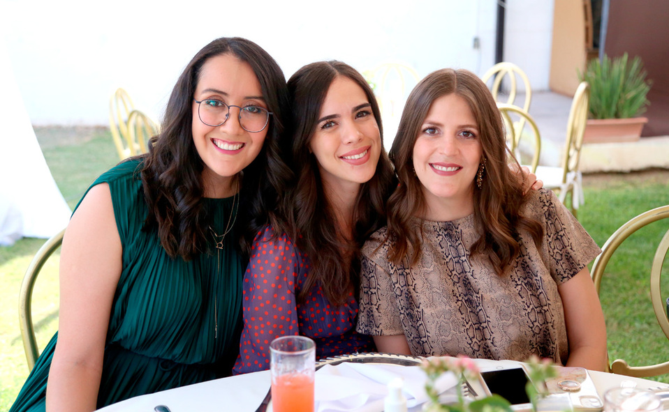 Ana, Vanessa y Andrea