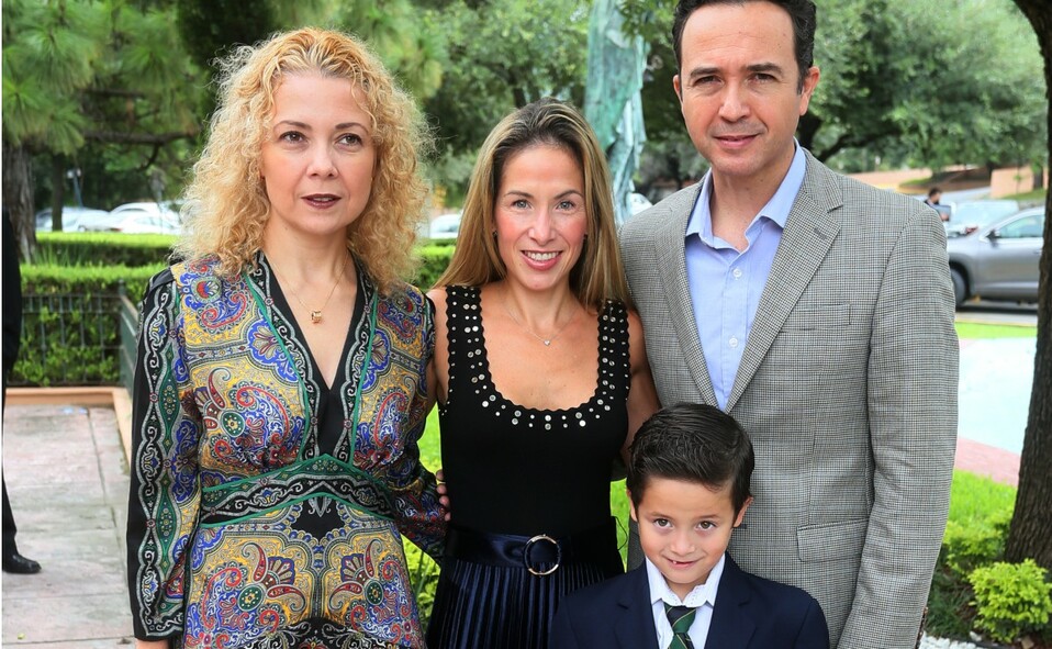 Beatriz Simón, Carmen Aldape, Rodrigo Simón y Fernando Simón. FOTO: OMAR VALDEZ