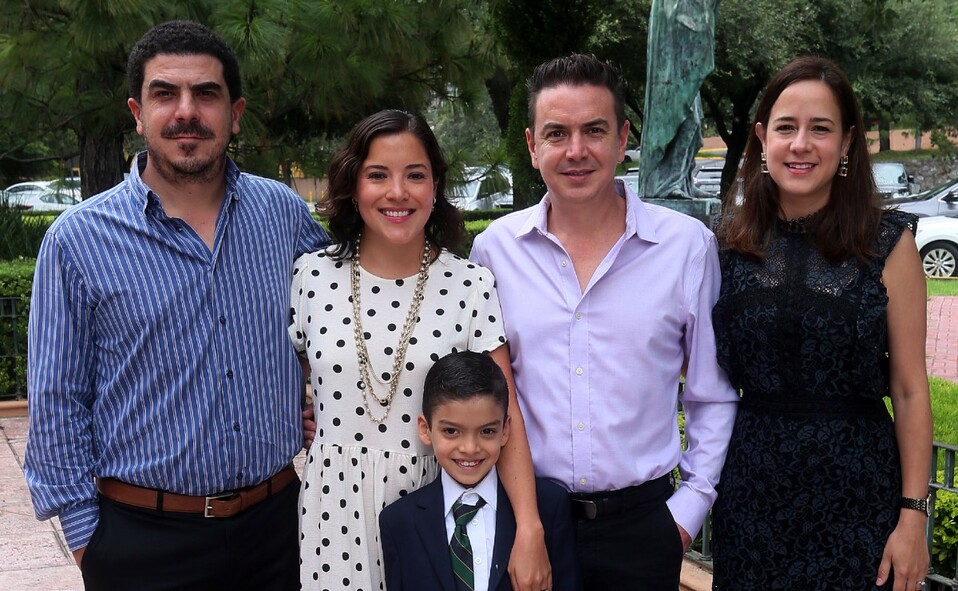 Marcelo Hinojosa, Gina Sáenz, Eugenio Hinojosa, José Eduardo Hinojosa y Bertha Zertuche. FOTO: OMAR VALDEZ
