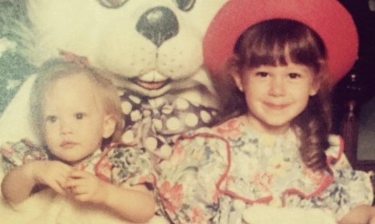 Hilary en realidad siguió los pasos de su hermana, Haylie, en el mundo de la actuación