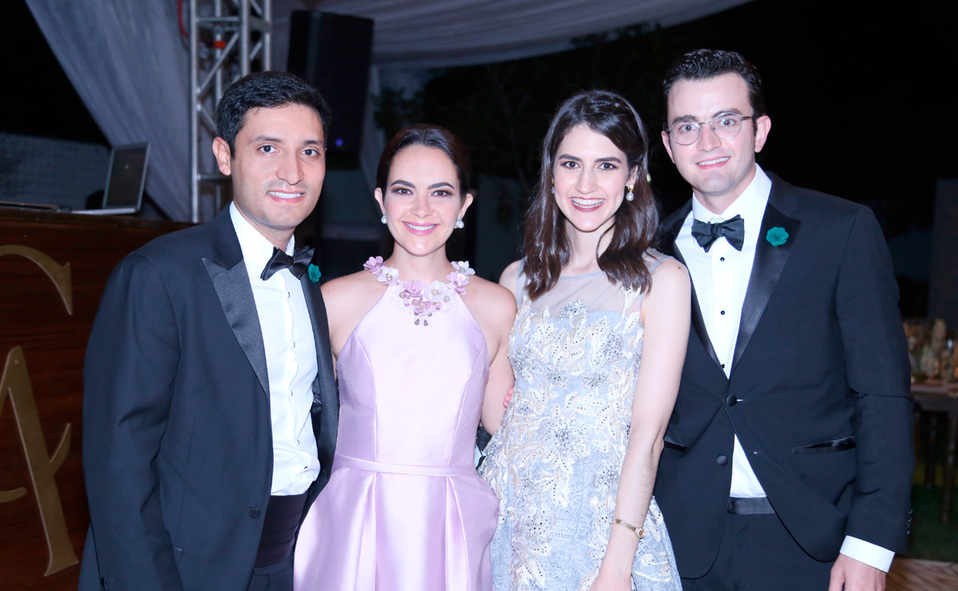 David, Ángela, Rosa y Tomás