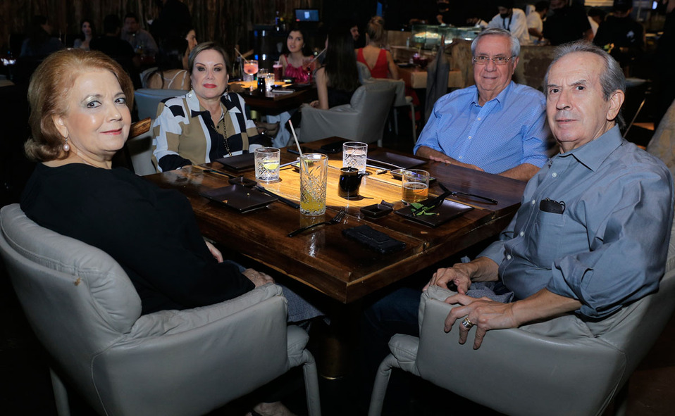 Irma Yolanda de Sánchez, Sonia Treviño de González, Gustavo González y Rafael Sánchez / Fotos: Daniel Saldívar y Omar Valdez