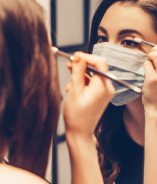 Maquillaje  bajo  la nueva normalidad
