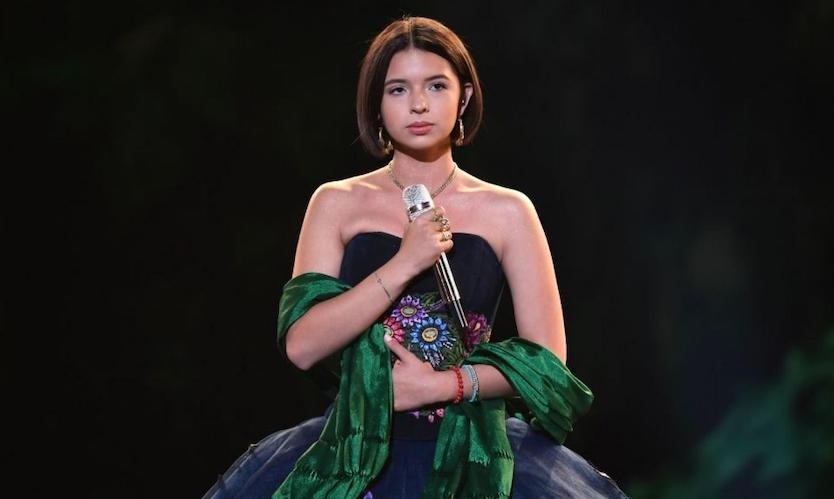 Fue nominada a Mejor Artista Nueva en los Grammy Latino