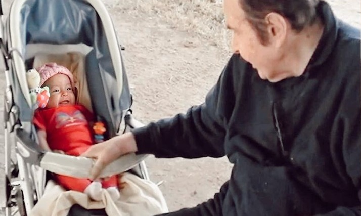 Nació en Estados Unidos, hija de Pepe Aguilar y Anelíz Álvarez