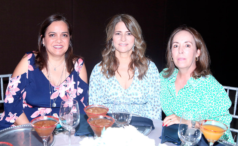 Canela, Adriana y Mayela
