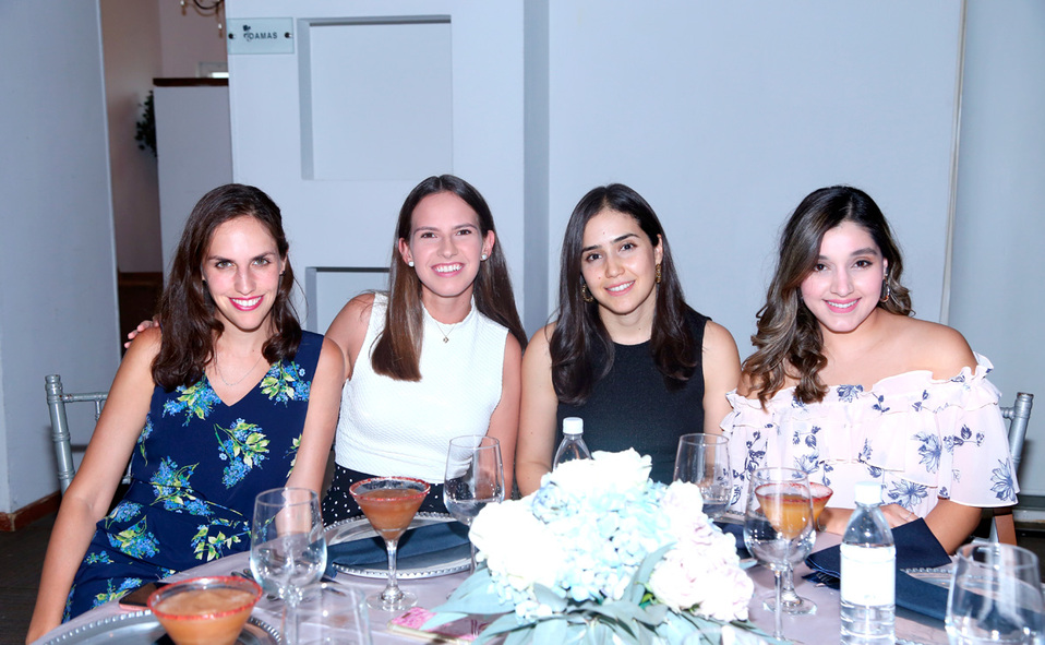 Erika, Daniela, Mariana y Ana Sofía