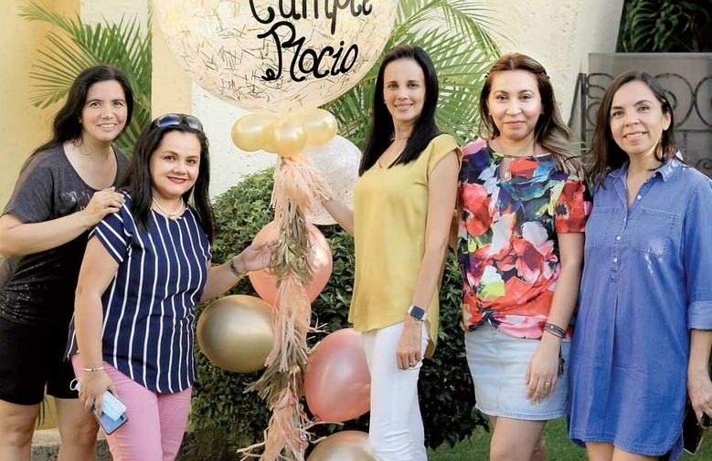 Mepi Rivera, Avril Guzmán, Rocío González, Angie Hervert y Paty Calzado/ Foto: Jóse Chang