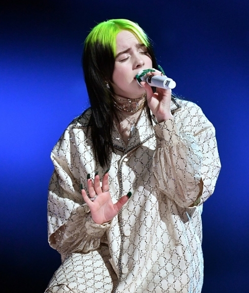 Billie Eilish y la poderosa razón por la que usa ropa holgada (Foto: Instagram)