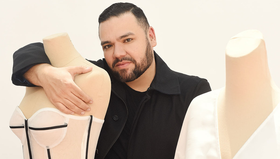 Benito Santos presenta su útlima colección Civil 2020