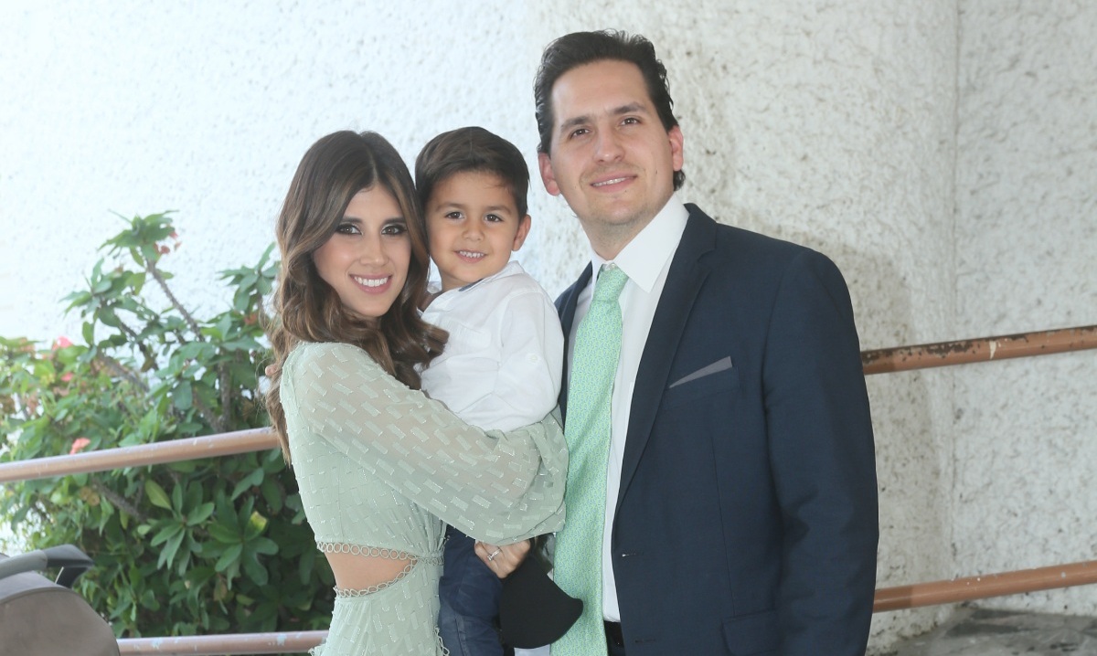 Claudia Sada de Elizondo, Fede Elizondo  y Érick Elizondo / Omar Valdez