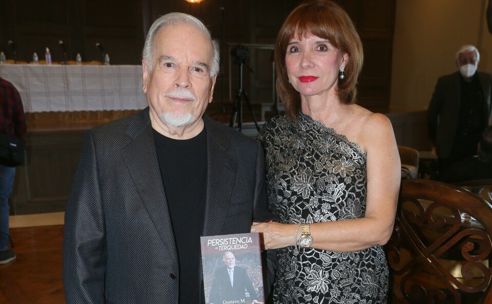 Gustavo De la Garza y Carmen Bortoni de De la Garza. FOTO: OMAR VALDEZ