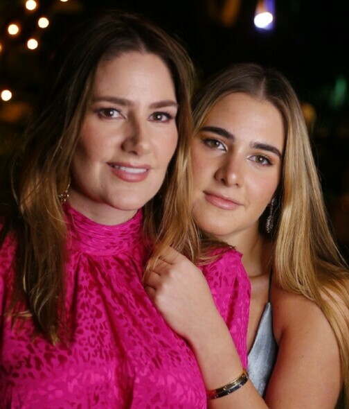 Alejandra Hinojosa de Gutiérrez y Florencia Hinojosa | Foto: Daniel Saldívar