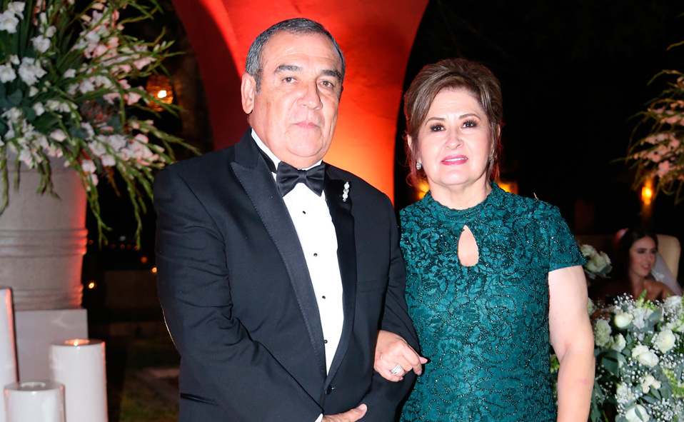 Papás del novio. Jorge Alberto y Angélica