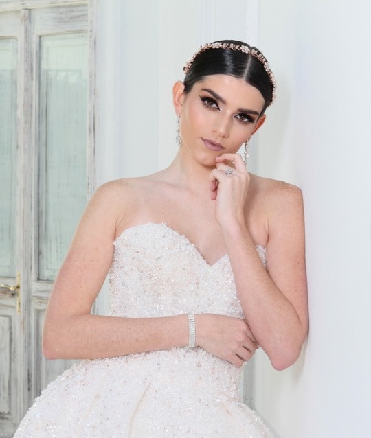 ne Sánchez Jáuregui portó vestidos nupciales de temporada.