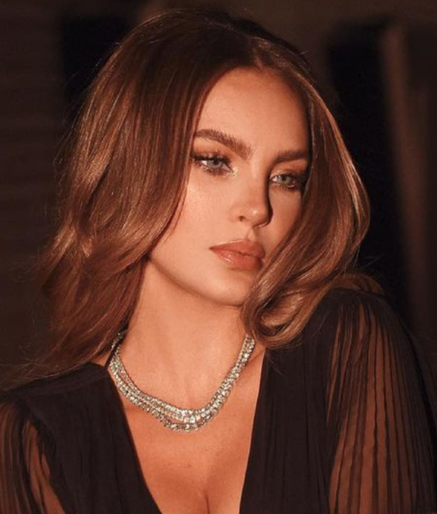 Belinda se hace pelirroja con un nuevo cambio de look (Foto: Instagram)