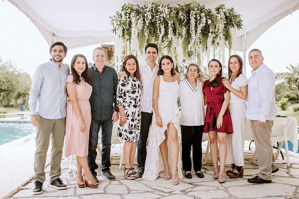 Gerardo González, Cecilia Ramírez, Carlos Fernández, Dinorah Altamirano, Carlos Fernández, Mariana Ramírez, María Diez, Larissa Ramírez, Cecilia Vela