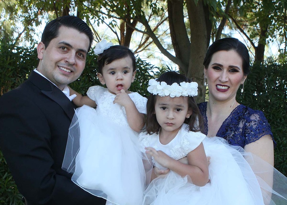 José Eduardo Pérez, Yukie Llamas, Isabel y María de Lourdes Pérez