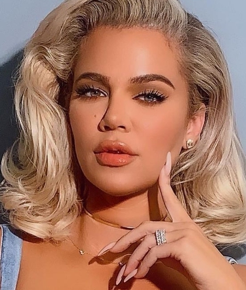 Khloe Kardashian revela que dio positivo a covid-19 en KUWTK (Foto: Instagram)