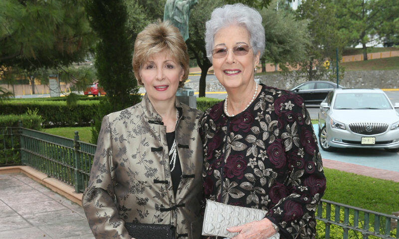 Rosalba Barba de Garza y Maru Garza Barba
