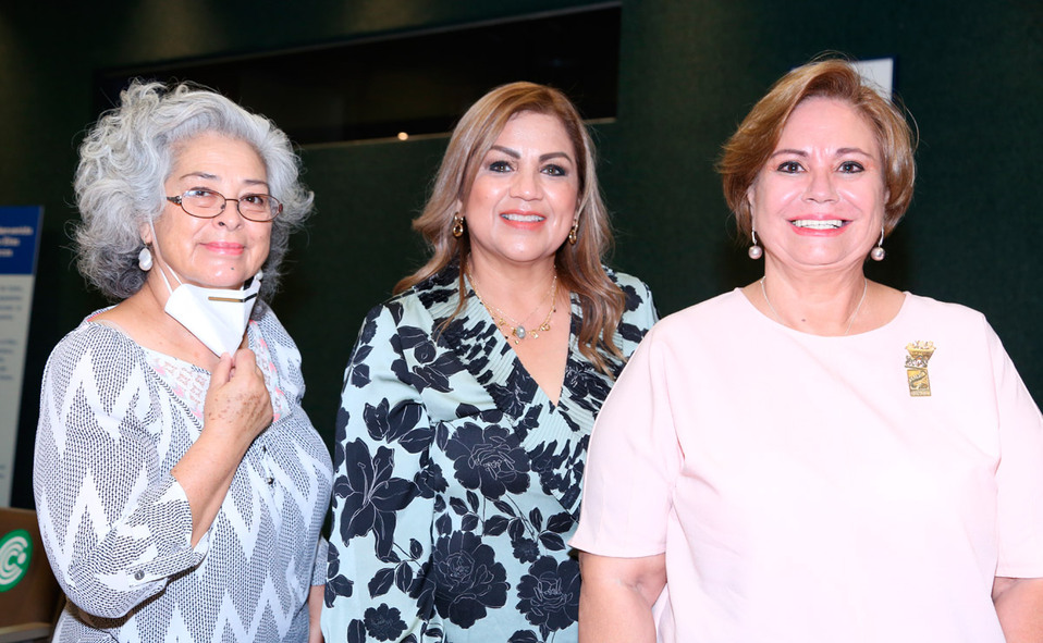 Vero, Angelita y Marissa