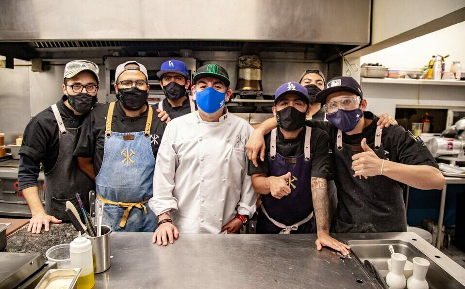 Equipo de cocina de Sotero. Foto: Carlos Dayan Aparicio.