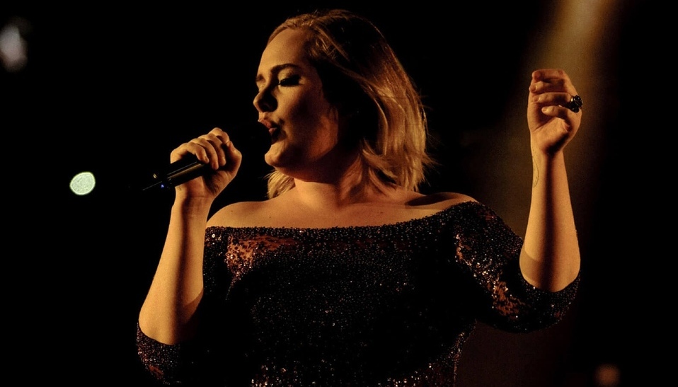 Éxitos musicales como “Someone like you” y “Hello” de Adele mejoran la frecuencia cardíaca, según investigadores de Oxford Brookes University.