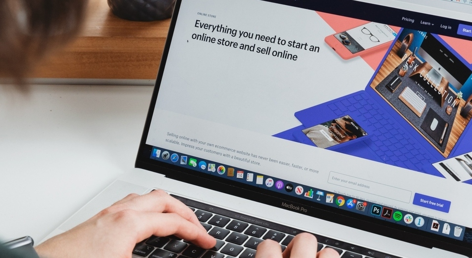 Shopping online, la tendencia a la que se han sumado marcas de lujo