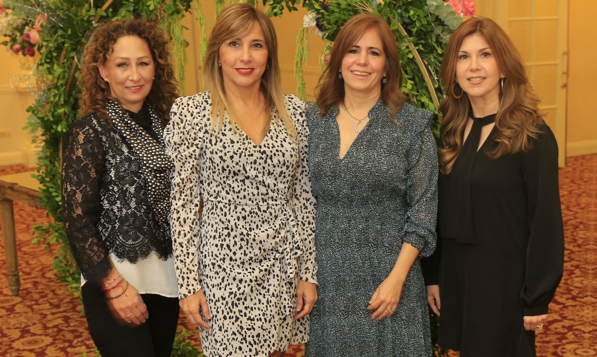 Mawis Martínez Madero, Edwina de Curiel, Isabel Garza y Susana Santos de González  / Foto: Daniel Saldívar