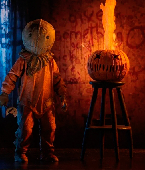 Descubre nuestras cinco películas favoritas para un imperdible maratón de Halloween en casa.
