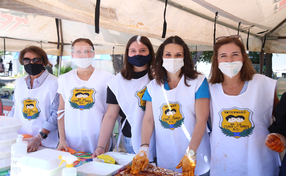Cristina, Mayte, Lucía, Cecilia y Cristina