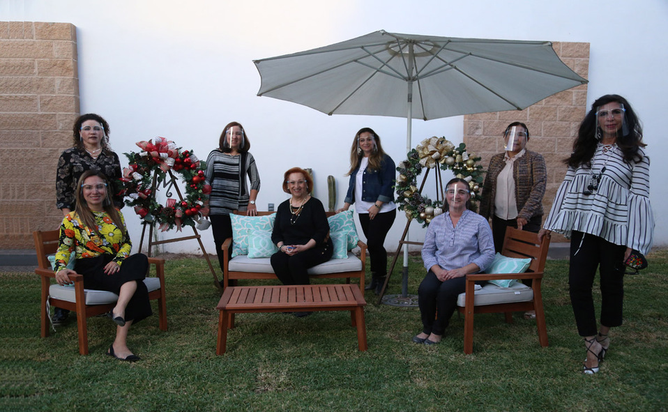 Integrantes del Club Orquídea Negra