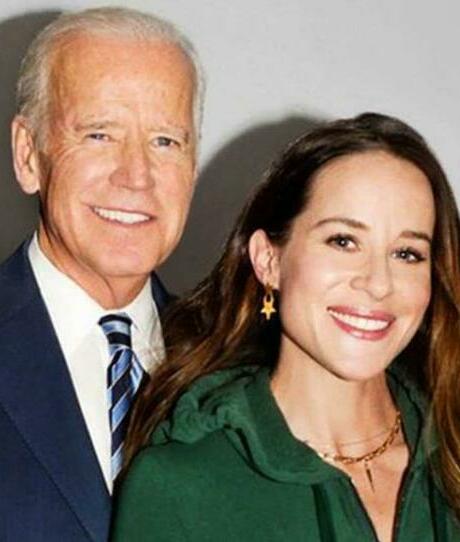 Ashley Biden junto a su padre (Foto: Instagram).