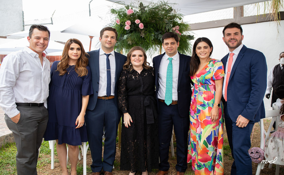 Eduardo, Luly, Enrique, Velia, Javier, Arlette y Marco